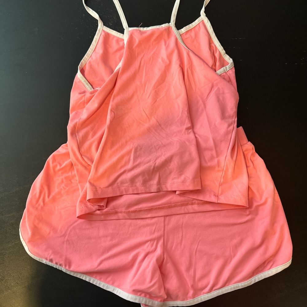 AQ SPORT Women’s Pink and White Tank 2 Piece Pajama Set